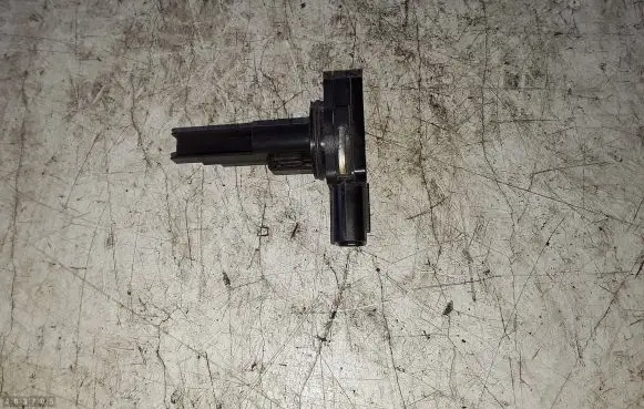 Mitsubishi Outlander Mass air flow meter 1525A021