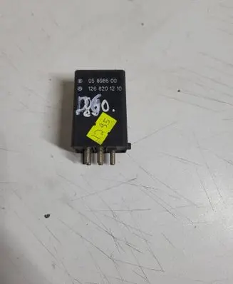 Mercedes-Benz S W126 Other relay 1268201210 05898600