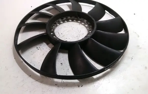Volkswagen PASSAT B5.5 Fan impeller 058121301B