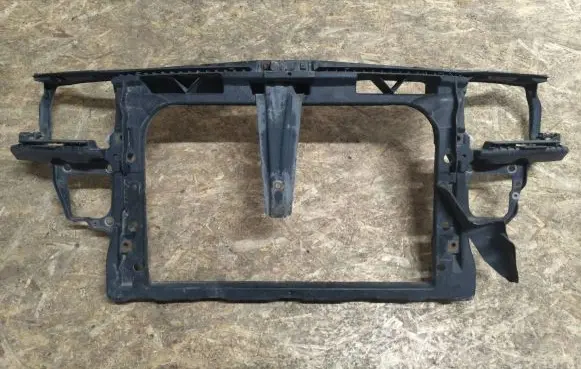 Audi A3 S3 8L Radiator support slam panel 8L0010139M