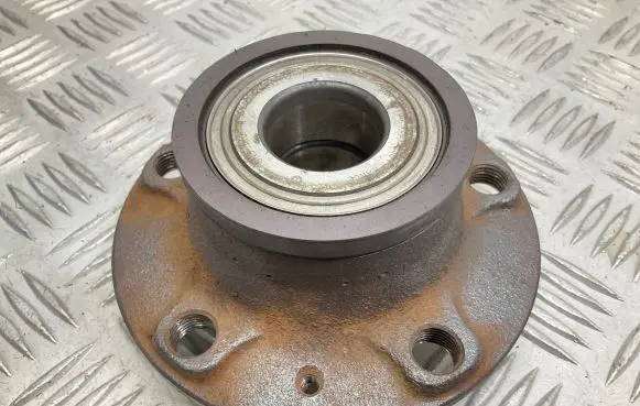 Volkswagen Golf VII Rear wheel ball bearing 42015 S01