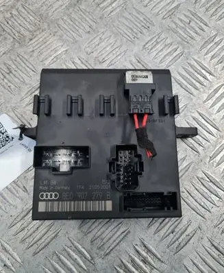 Audi A4 S4 B6 8E 8H Comfort/convenience module 8E0907279B