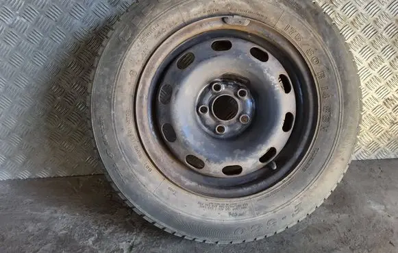 Volkswagen Golf IV R14 steel rim 1J0601027N