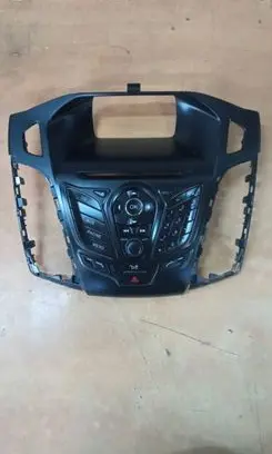 Ford Focus Head unit multimedia control AM5T18K811BD