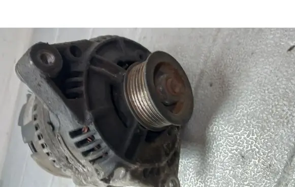 Audi A6 S6 C5 4B Generator/alternator
