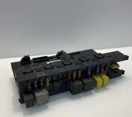 Mercedes-Benz C W203 SAM control unit 2035452401 5DK00848641 0000316715113001