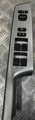 Toyota Prius+ (ZVW40) Electric window control switch 7423147140