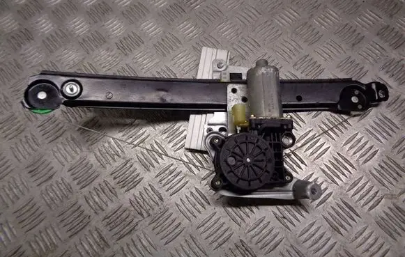 Volvo S60 Front door electric window regulator 