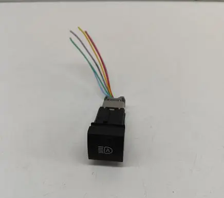 Toyota Yaris Cross Other switches/knobs/shifts 8415302060