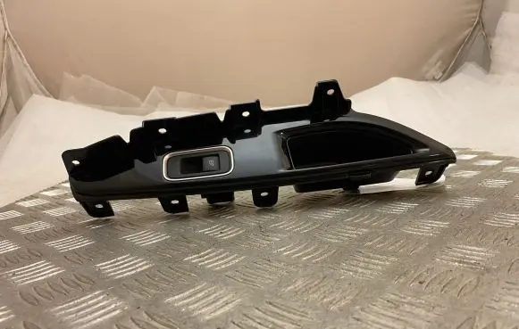 Mitsubishi Outlander Rear door window switch trim 7222B460ZZ