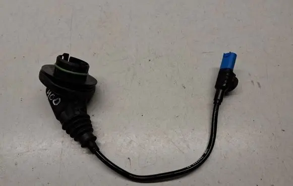 BMW X2 F39 Front shock absorber actuator solenoid 7885882 33507885882