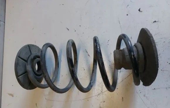 Opel Astra H Rear coil spring