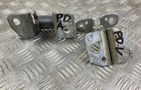 Front door hinge set