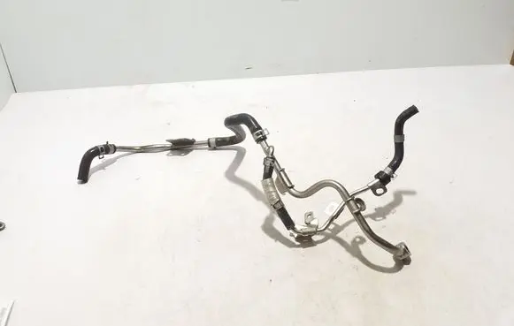 Coolant pipe/hose