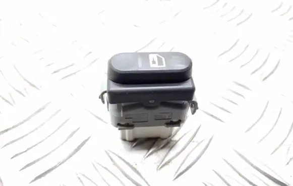Nissan Qashqai Central locking switch button 