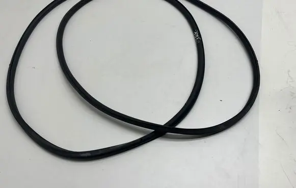 Audi Q3 F3 Rubber seal rear door 83A839911