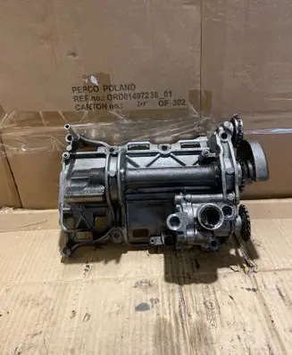 Skoda Fabia Mk2 (5J) Oil pump 03P103127C