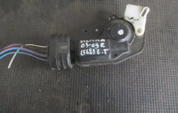 Toyota Corolla E120 E130 Sliding door motor assembly 