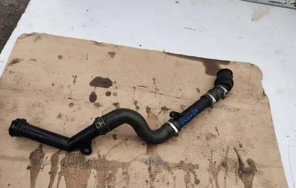 Intercooler hose/pipe