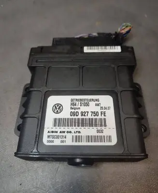 Audi Q7 4L Gearbox control unit/module 09D927750FE