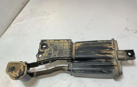 Hyundai i30 Active carbon filter fuel vapour canister