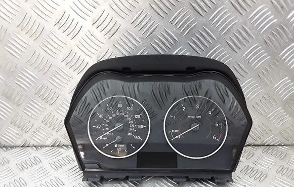 BMW 1 F20 F21 Speedometer (instrument cluster) 9277555