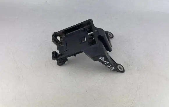 Volkswagen Golf VIII Blind spot radar bracket 5H6907456B