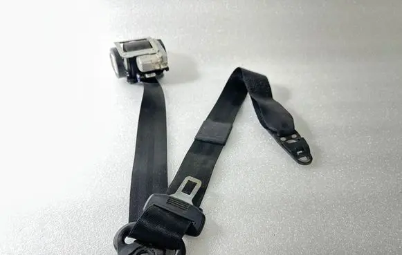Audi A8 S8 D3 4E Front seatbelt 4E1857705 601396800 601782700
