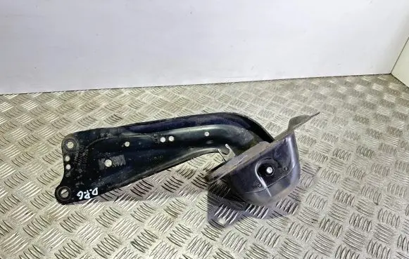 Volkswagen Golf VII Rear control arm 5Q0505226C 1K0501476 1K0505130L