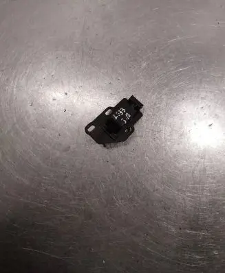Loading door lock