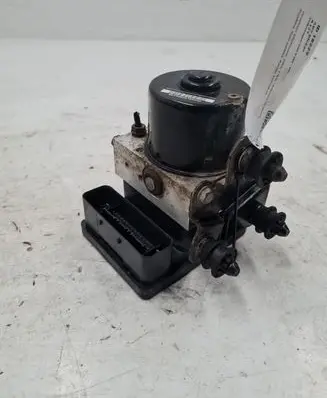 Volkswagen Golf V ABS Pump