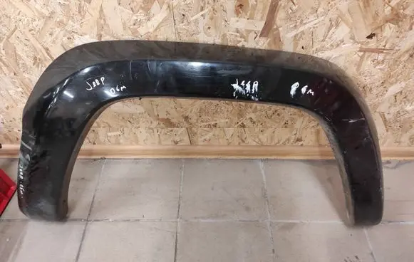 Jeep Cherokee Front arch trim RH5GH00TRM