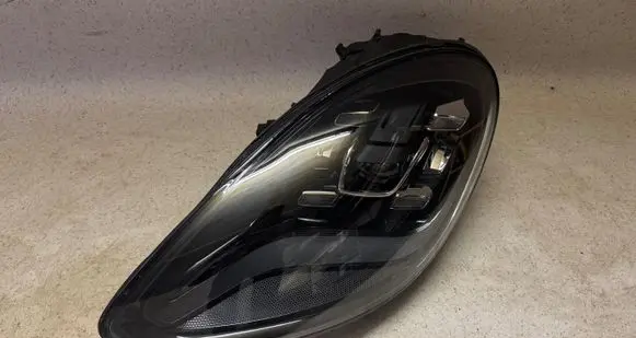 Headlight/headlamp