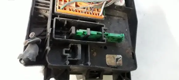 Mazda 626 Fuse box set