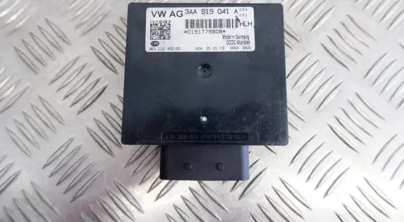 Volkswagen Golf VI Other control units/modules 3AA919041A
