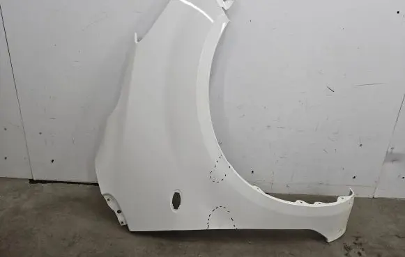 Opel Agila B Fender