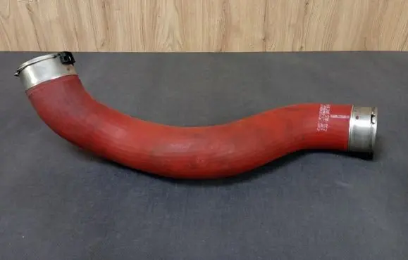 Mercedes-Benz B W246 W242 Intercooler hose/pipe 2465280982 A2465280982