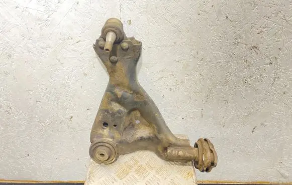 Mercedes-Benz Vito Viano W447 Front lower control arm/wishbone