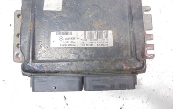 Renault Megane I Engine control unit/module ECU 7700115210