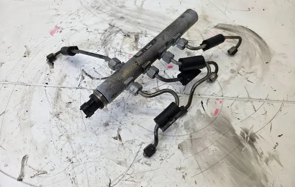 Saab 9-3 Ver2 Fuel main line pipe 0445214171