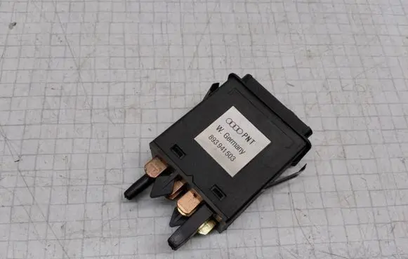 Audi 100 S4 C4 Windscreen/window heater switch 893941503