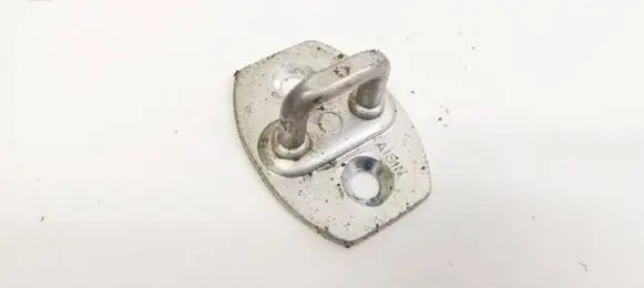 Toyota Corolla Verso AR10 Front door lock loop/hook striker 