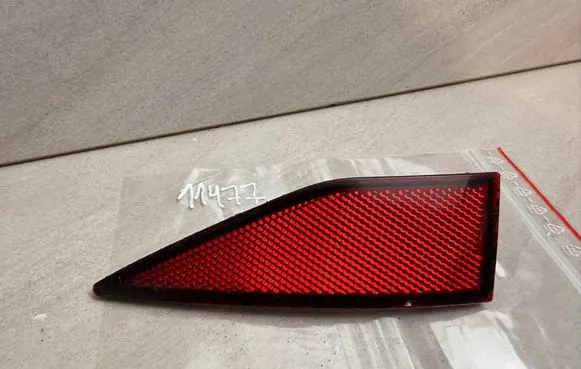 Volkswagen Touran III Rear tail light reflector 5TA945105