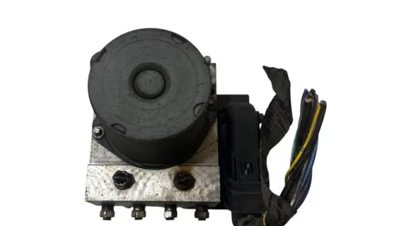 Mitsubishi i-MiEV ABS Pump 0265251549 4670A548 10120130127