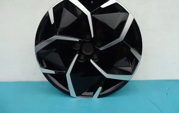 R19 alloy rim