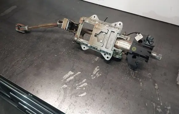 Audi A3 S3 8P Steering wheel axle 8P1419502G