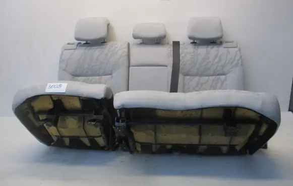 Peugeot 3008 I Rear seat 