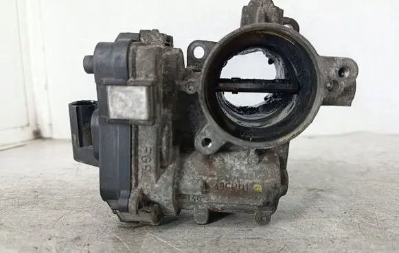 Opel Astra H Throttle body valve