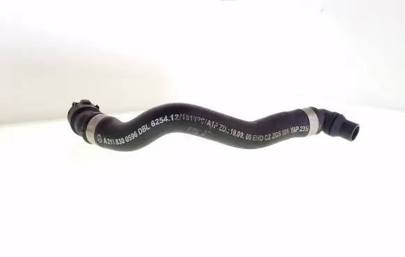 Mercedes-Benz E W211 Engine coolant pipe/hose A2118300596