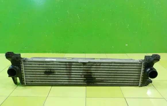 Mercedes-Benz Vito Viano W447 Intercooler radiator A4475010501 XP206